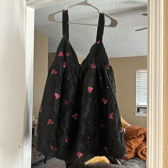 Sachi mini dress - Picture 9 of 10